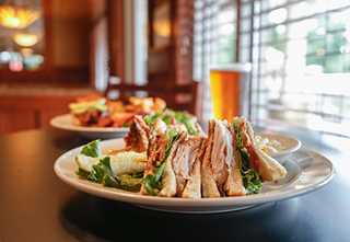 Dining at Honey Creek Resort